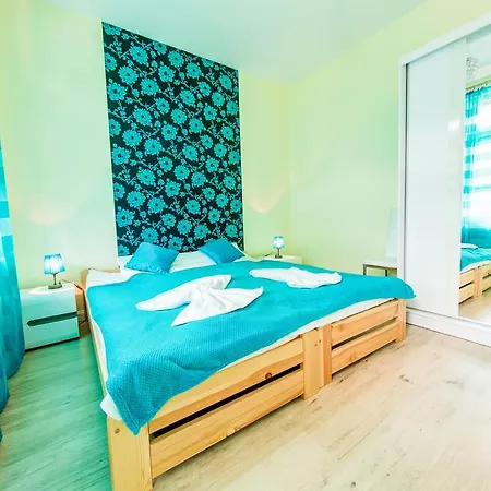 Apartament Niebieski Lägenhet *